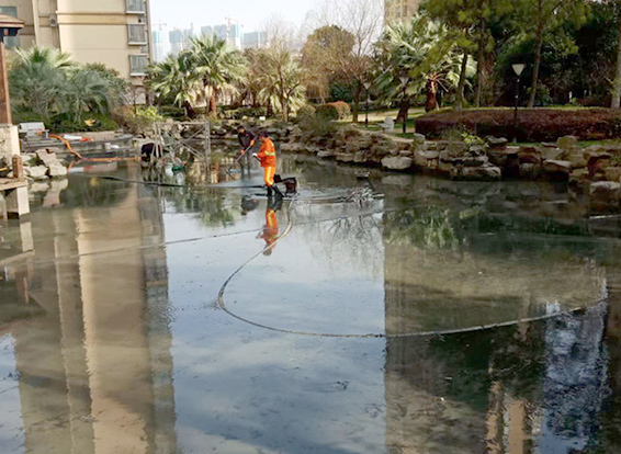 白河景观池淤泥清理